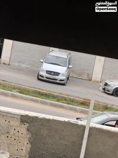 Mercedes Benz V-Class Vito 2