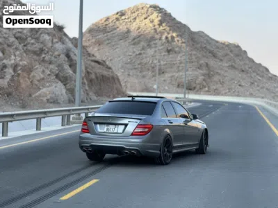 مرسيدس بنز الفئة-C C 300 2