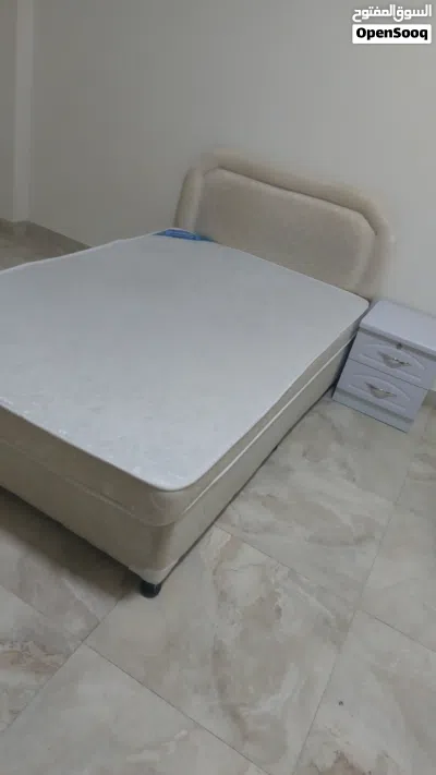 السلام عليكم ورحمة الله وبركاته سرير مستعمل للبيع مكان الخوض 2