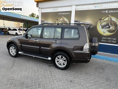 Mitsubishi Pajero GLS 3