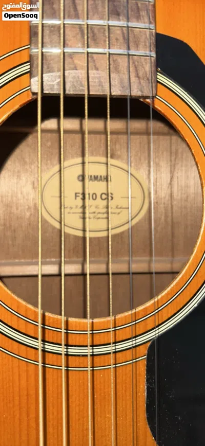 YAMAHA gutair F-310 One month used only Condition 8/10 3