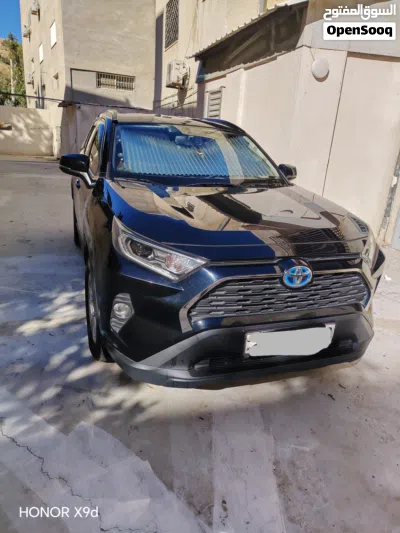 Toyota RAV 4 XLE 4