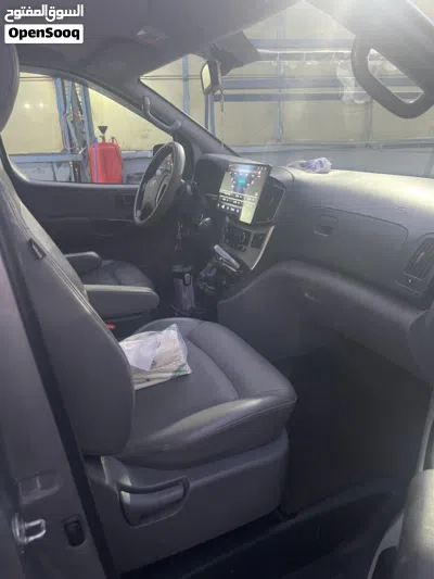 Hyundai H1 GL 4