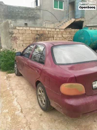 Hyundai Accent Standard 3