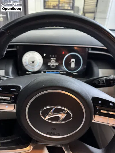 Hyundai Tucson GLS 4
