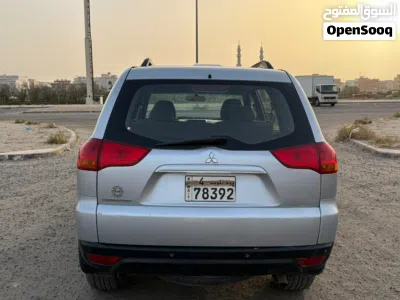 ميتسوبيشي باجيرو GLS 3