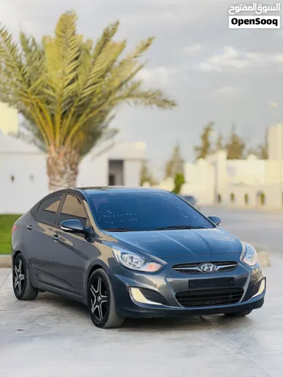 Hyundai Accent Standard 2