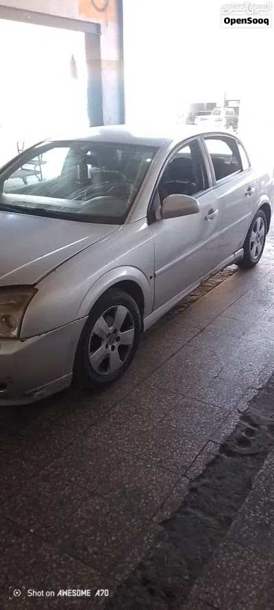 أوبل فيكترا 4