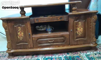 طاولة تلفزيون 3