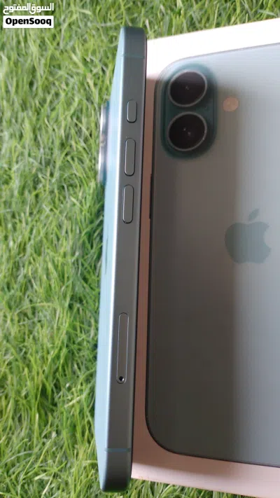 iPhone 16 128GB 10/10 Condition آيفون 16 سعة 128 جي بي – نظيف جداً البطارية 89% مع الكرتو 3