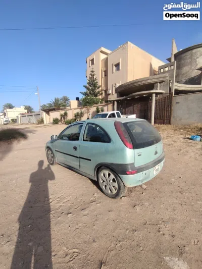 أوبل كورسا Standard 2