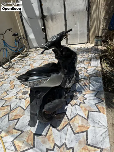 Yamaha XMAX 4