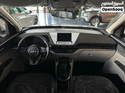 Kia Carens Luxury 4