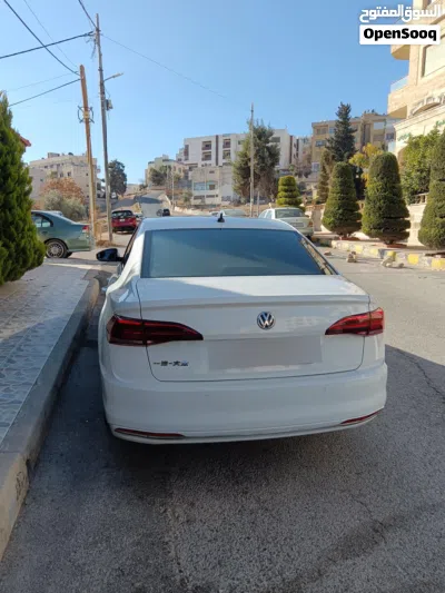 فولكسفاغن بورا E-Bora 4