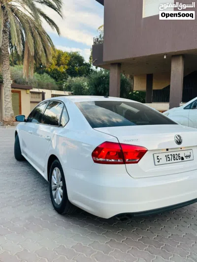Volkswagen Passat Standard 3