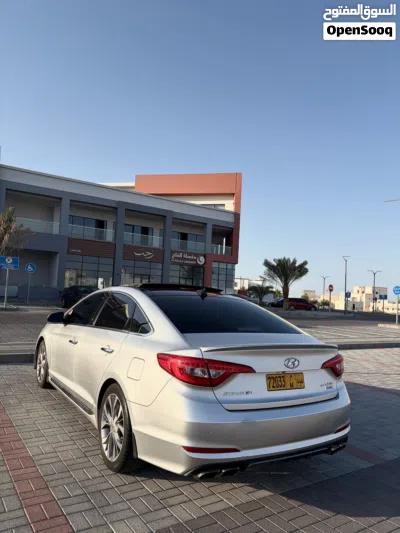 Hyundai Sonata Limited 3