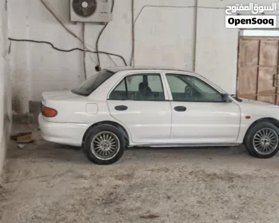 Mitsubishi Lancer GL 4
