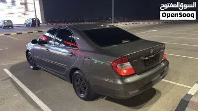 Toyota Camry LE 4