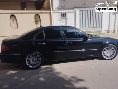 Mercedes Benz E-Class E 350e 3