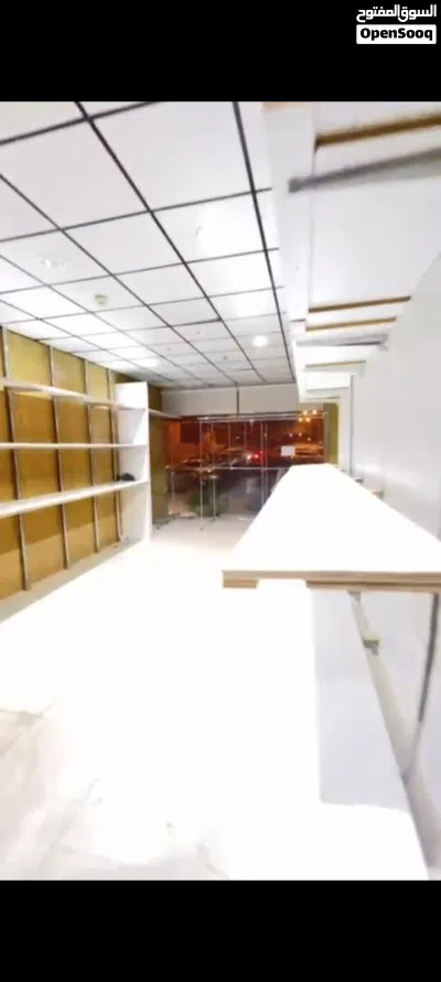 محلات تجاريه للإيجار بالفحيحيل تصلح لكافة الانشطه التجاريه 2