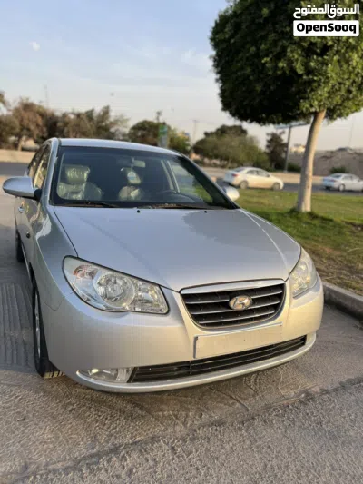 Hyundai Avante Limited 3