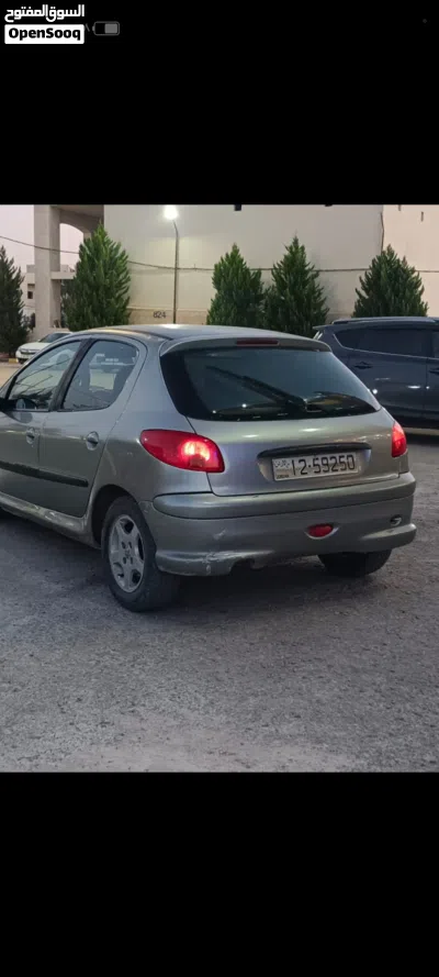 بيجو 206 Standard 4