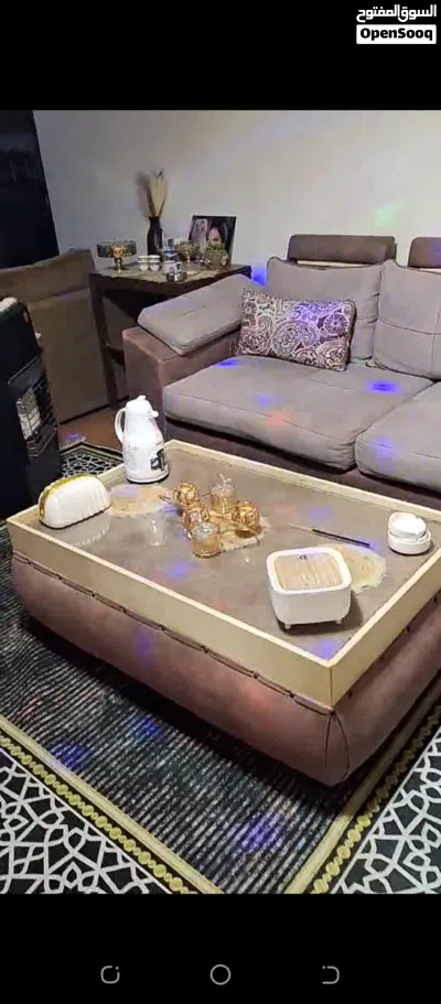 طقم كنب بحاله ممتازه 3