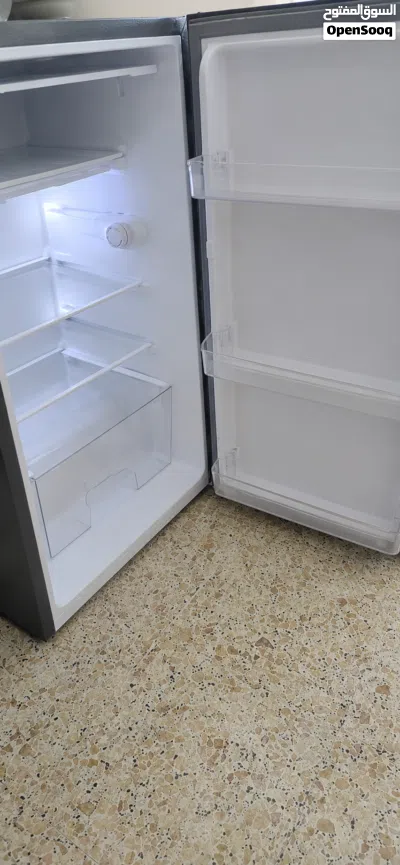 Hisense Refrigerator Very Well Effective Individual Use ثلاجة ماركة هايسنز 3