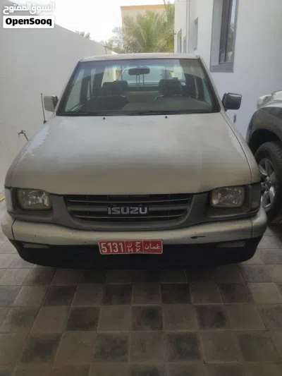 Isuzu Trooper 2