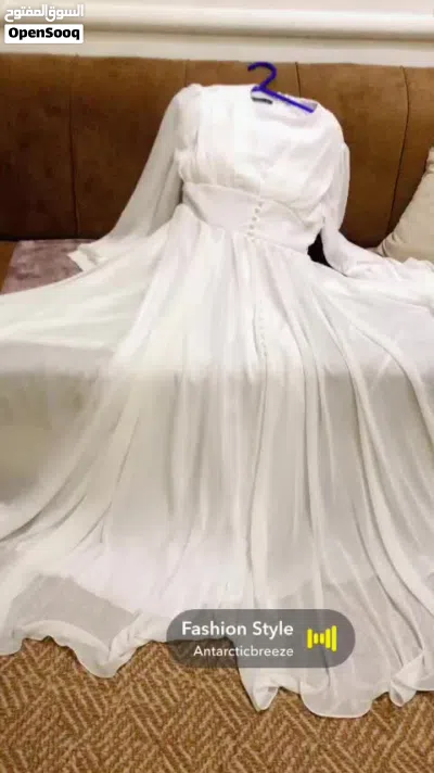 فستان خطوبة / مناسبة راقي جداً للبيع 3