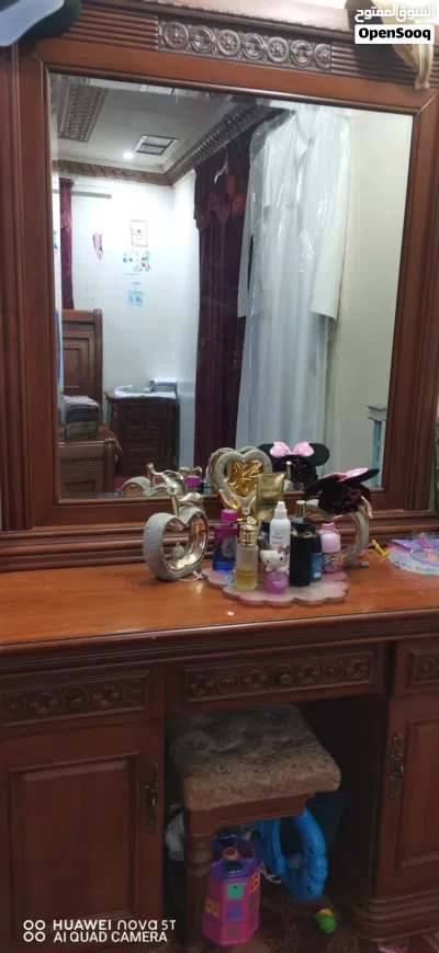 غرفة نوم خشب اصلي وبحالة ممتازة 3