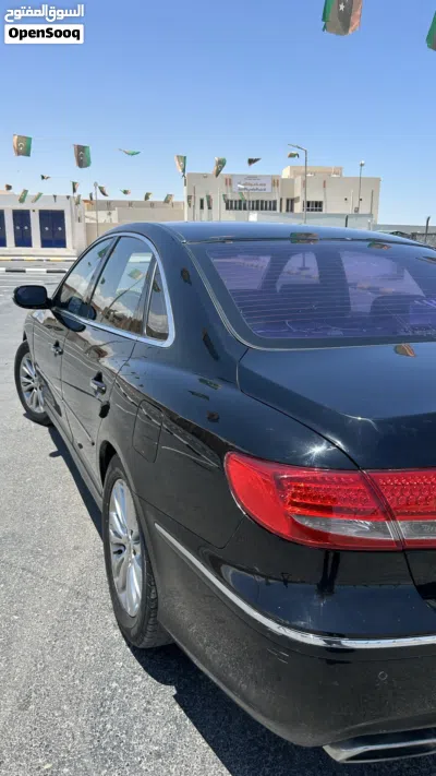 Hyundai Azera Standard 4