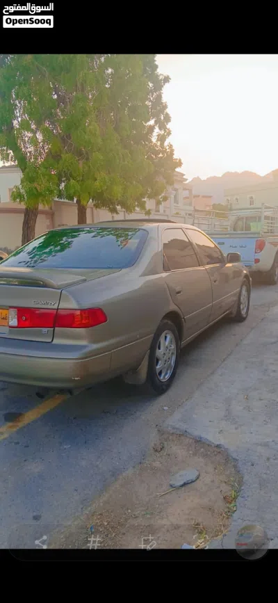 تويوتا كامري LE 2