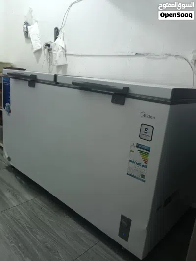 brand new midea company refrigerator full clean and new 2