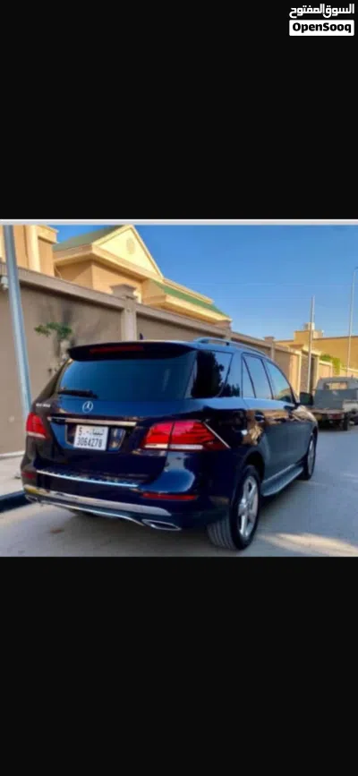 Mercedes Benz GLE-Class GLE 350 2