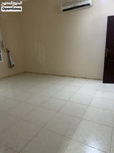 شقة في الطريف جنب الجزيرة هايبركت 4