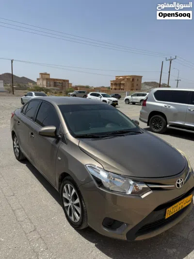 Toyota Yaris Basic 3