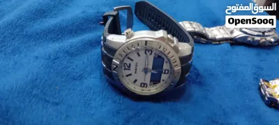 ساعات ماركات مش ملبوسيت جداد مش مستعملين اربع ساعات ماركات بسعر مغري جدا جدا 4