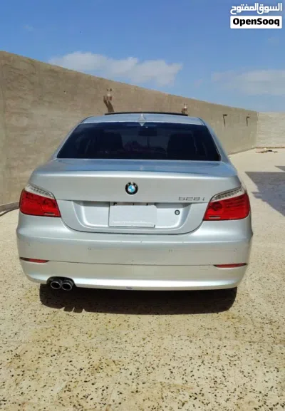بي ام دبليو الفئة 5 528 4