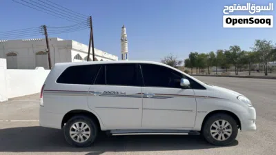 Toyota Innova G 2