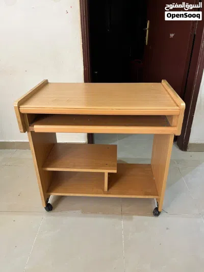 Computer table for sale 2