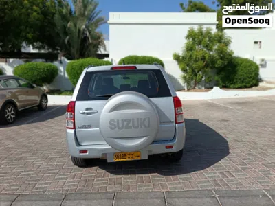 سوزوكي جراند فيتارا Standard 4