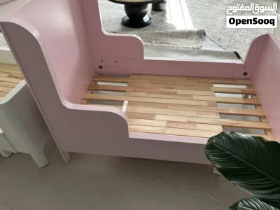2 kids beds 2