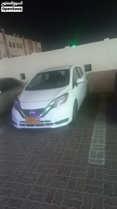 نيسان فيرسا SV 4