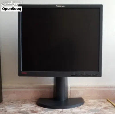 Lenovo ThinkVision 19-inch Professional Monitor (Great Condition) شاشة كمبيوتر لينوفو (Lenovo Think 3