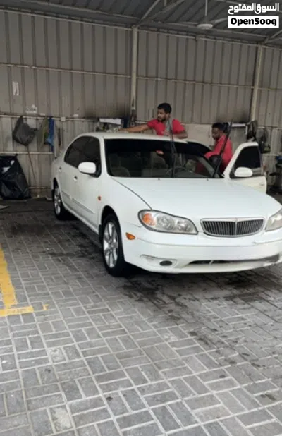 Nissan Maxima Standard 3