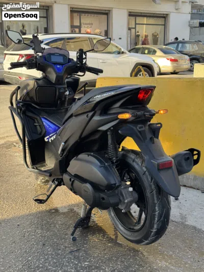Yamaha Aerox 4