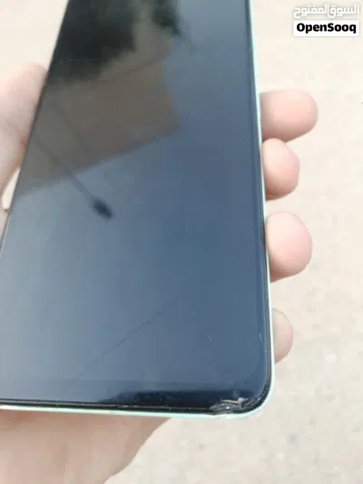 اانفنكس سمارت 7 نظيف الجهاز ولا عيب 64 قيقا رام 2 جهاز ولا عيب خاطي الضربة الي فالشاشة ومش مأثرة 3