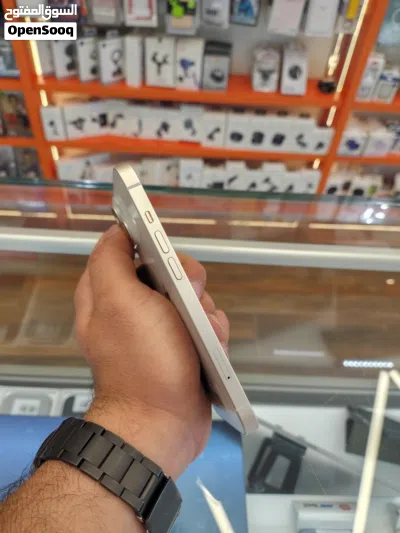 iPhone 14 128g بطارية 84% لون ابيض جهاز وكالة خالي من الخدوش 4