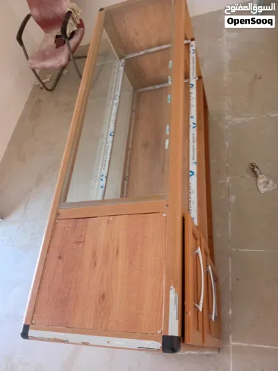 فترينة متر ونص المكان جنزور 3